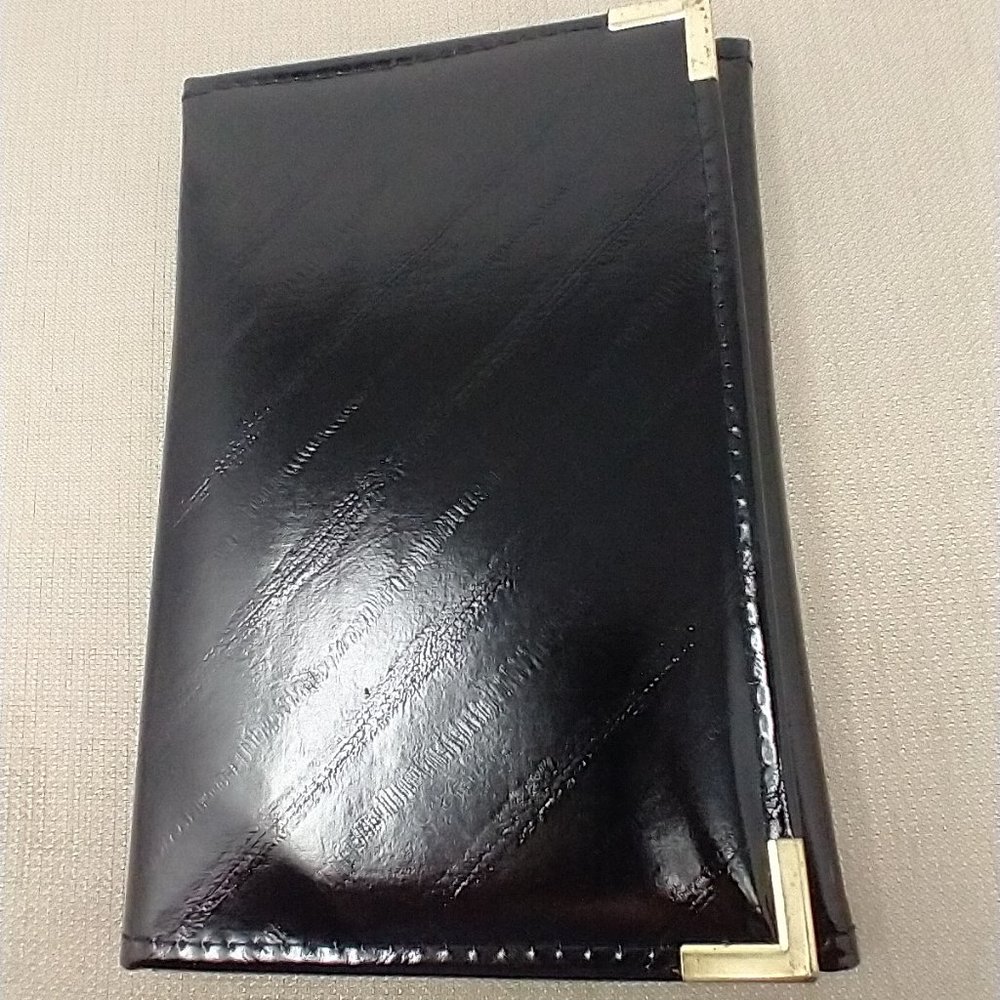 TRI-FOLD WRITING PORTFOLIO FAUX EELSKIN